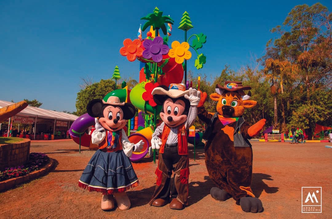 Mascotes do Parque do Peãozinho
