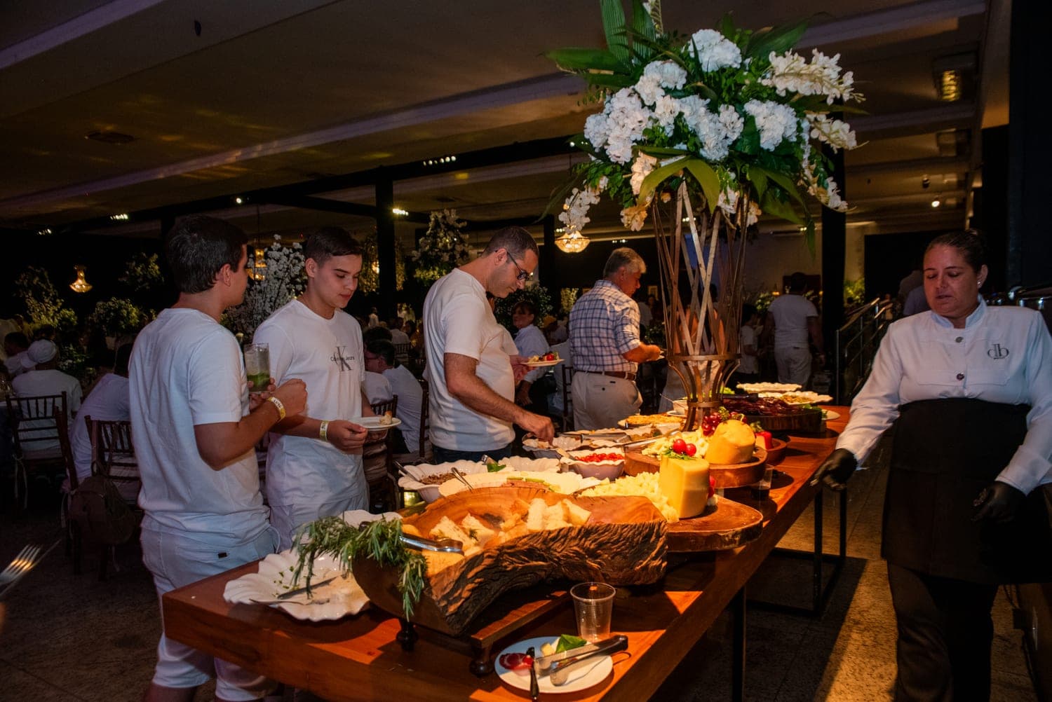 Réveillon · Lounge montado para a festa da virada do ano